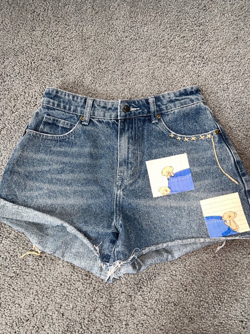 13DE MARZO PARIS LOVE IS ALL AROUND ICONIC BEAR DENIM SHORTS - SIZE L /  27"W